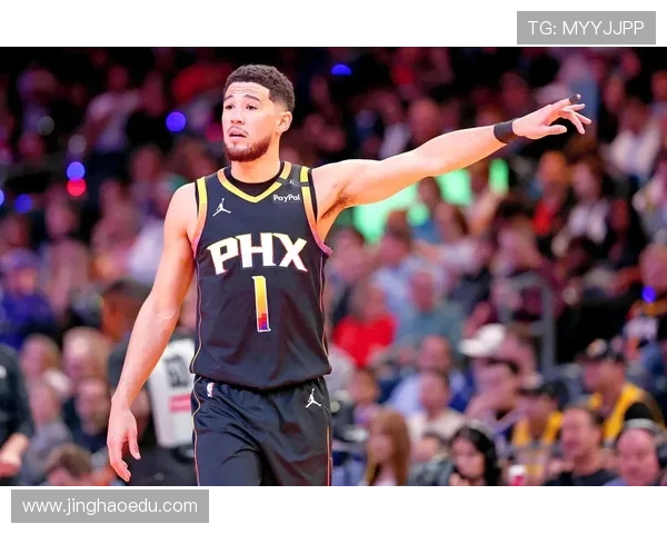 1号球衣的传奇象征:世界足球历史上最具影响力的球星解析 1号球衣的传奇象征:世界足球历史上最具影响力的球星解析