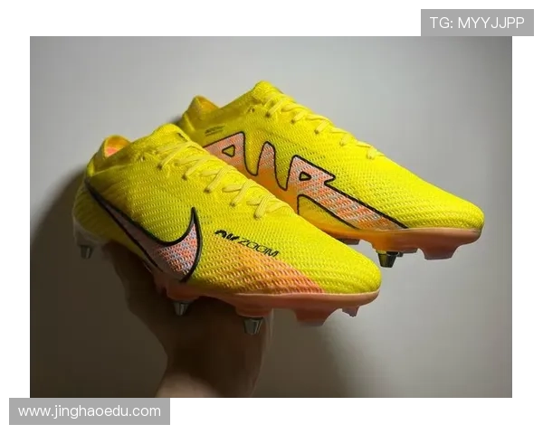 推荐适合男生的球星同款足球鞋挑选指南提升场上表现