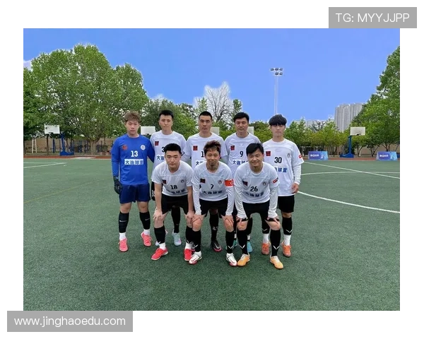 足球恋爱球星：热爱足球，热爱你